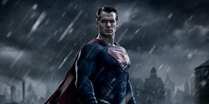 Superman accepte le ALS Ice Bucket Challenge !