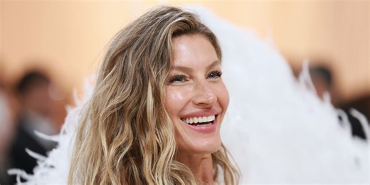 Gisele Bündchen Reveals Her Exact Ab Workout at 45 in a Radiant, Makeup-Free Appearance