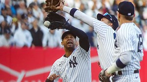 Fighting for his place in the Yankees' 2023 plans, Aaron Hicks' time is now