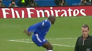 2.4M views · 1.2K shares | Happy birthday Jimmy Floyd Hasselbaink! He scored a hat-trick against Wolves on this day in 2004! ⚽️⚽️⚽️ | Chelsea Football Club | Facebook