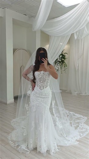 come try on wedding dresses with me 💞 #weddingtiktok #bride #weddingdress #bridalinspo