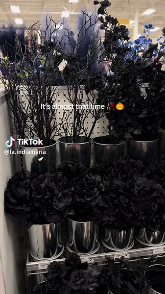 Creative Halloween Decor Ideas for Spooky Aesthetics