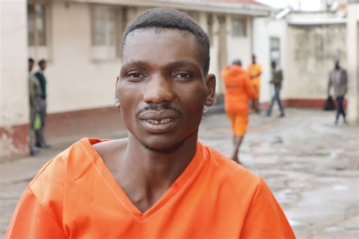 Escaped inmate recaptured after stabbing prison officer at Harare Magistrates Court - NewZimbabwe.com