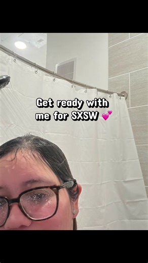 Get ready with me as a student on spring break for SXSW! I wish my hair gave me this much volume on a daily basis 😭 #hair #hairtok #getreadywithme #selfcare #fun