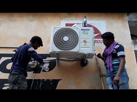 Voltas 1.5 Ton 3 Star Split Inverter AC - (183 VDZU(R-410A) (R-410A), Copper Condenser)