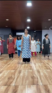 A simple, semi-classical choreography for the song “Vannathi Puzha” from Kaliyattam | Renjini Kunju