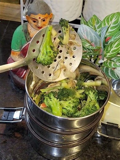 Healthy lunch box menu #lunchtime #lunch #lunchboxideas #viral