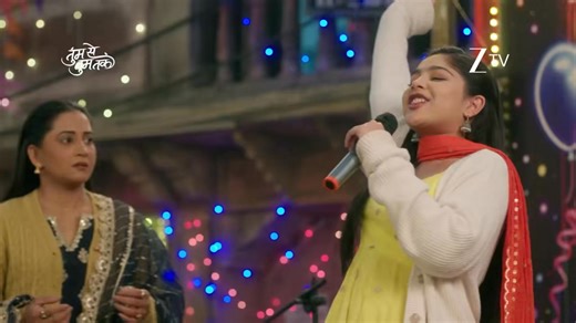 Zee TV on Instagram: "Gayatri ke kaaran Raghupati ki chaal ka hua khulasa, par nashe ki haalat mein Anu kehne waali thi jo baat, kya uspar gaur karega Arya? Dekhiye #TummSeTummTak har roz, raat 8:30 baje, sirf #ZeeTV par. #Anu #Arya #Gopal #Pushpa #Gayatri #TSTTEpisodic #AapkaApnaZeeTV"