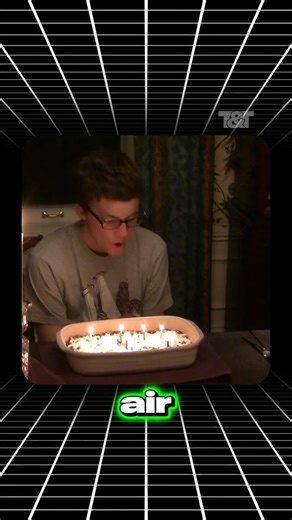 The DANGER With Powdered Sugar #science #food #shorts