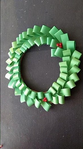 DIY -how to make paper wreath