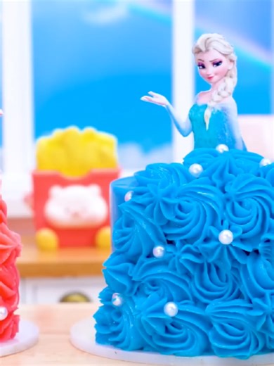 Delicious Miniature Princess Cake Recipe