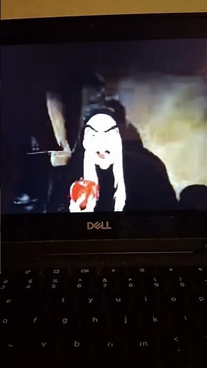 Snow White and the Seven Dwarfs: Platinum Edition 2001 Trailer (Apple) (RARE) (January 30, 2001)