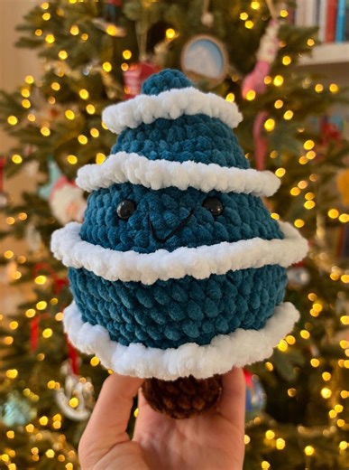 Handmade Crochet Christmas Tree Plush - Etsy
