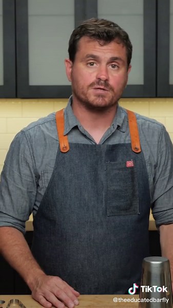 The Origins of the French 75 Cocktail Explained