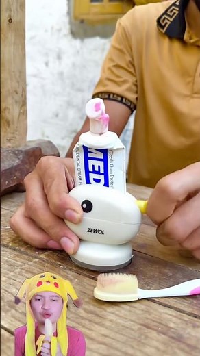 Toothpaste dispenser