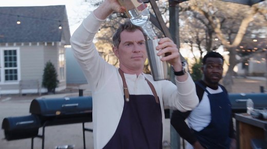 "It's time to shake things up!" 🔥 Get a sneak peek at the NEW season of #BBQBrawl as Eddie Jackson - FIT CHEF EDDIE joins Michael D. Symon Bobby Flay as a team captain. A special 90-minute premiere starts Monday at 9|8c. Learn more about #BBQBrawl here: https://foodtv.com/3x3iLGO! 🥳 | Food Network