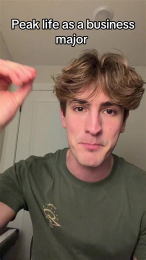 #funny #collegelife #college #school | business major