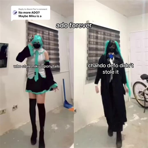 Hatsune Miku Cosplay Trends in Colorful Stage