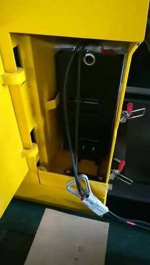 electric reach truck Forklift battery charging procedure