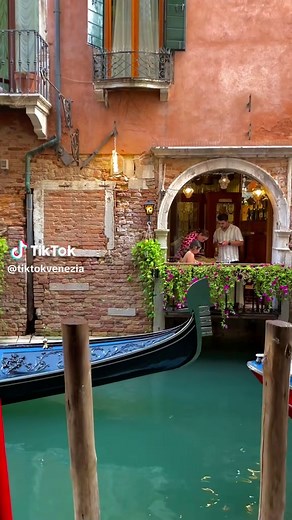 Exploring the Enchantment of Venice: Top Must-Visit Spots