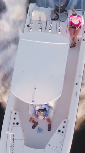 7K views · 218 reactions | Sleek and tactical, the Grady-White 251 CE is ready for your next epic fishing adventure!  Start building yours at: https://www.gradywhite.com/models/coastal-explorers/251-ce/?utm_source=Facebook+Reel+Buzz&utm_medium=251+CE+8+7+2023&utm_campaign=Evergreen | Grady-White Boats | Facebook