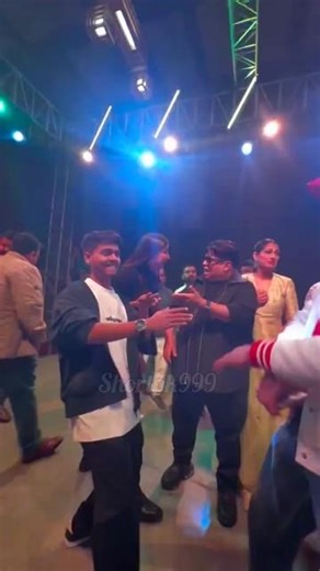 किकूशारदा ने पवन सिंह के बर्थडे पार्टी में गर्दा उडा दीया💥✌️#viral #bhojpuri #pawansingh #shorts