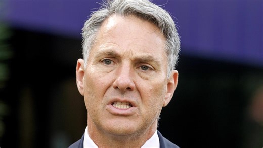 Minister grilled over war simulation