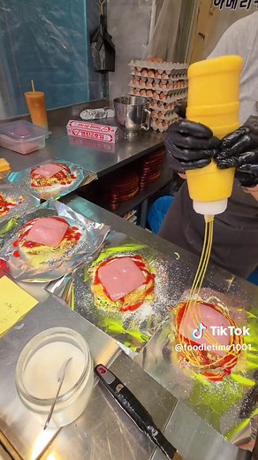 창동 할머니 토스트: 고소한 계란과 아삭한 양배추 토스트