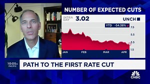 Inflation will be key to Fed's decision on rate cuts: Moody's Mark Zandi