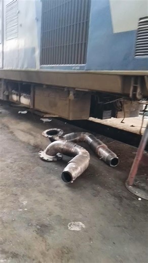 railway workshop works #train #youtubeshorts #motivation #railway #shorts