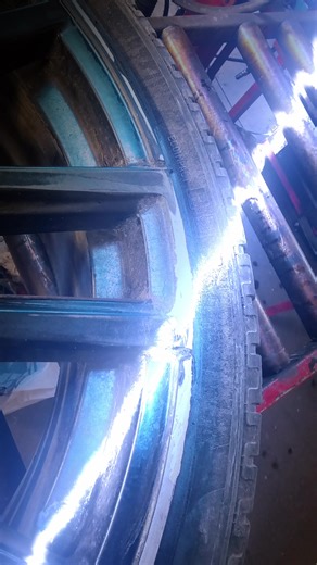 BMW X6M Repaint Project with 22-Inch Rims