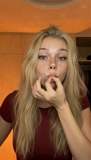 Smooth Goth Transition: Embrace the Aesthetic 🖤