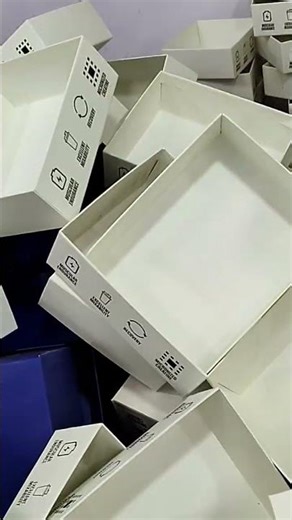 How are different types of boxes made?
