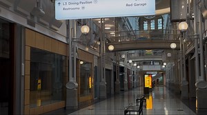 Hoosiers reflect as Circle Centre Mall closes doors for redevelopment