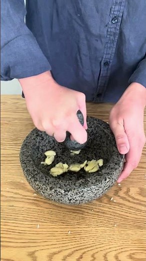 How to season a new mortar and pestle.