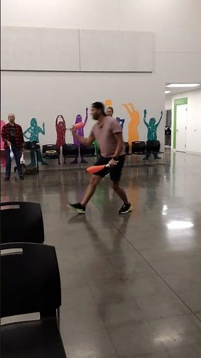 scissor catch practice. #movementactivities #jugglinglife #kcjugglingclub