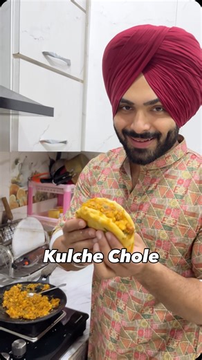 MasterChef Gurkirat Singh on Instagram: "Bachpan wala Tawa Burger Recipe 😍 Ingredients:- *1 cup boiled chickpeas *2 boiled potatoes *mash slightly *heat tawa * add butter *1 chopped onion + fresh coriander *1 tblspn Everest Kashmiri Lal mirch powder *1 tblspn Everest Kitchen King mad salad *add mashed massala *salt, imli water + lemon juice *fresh coriander *stuff into soft heated buns #love #food #foodie #cook #cooking #fun #easy #recipe #indian #snack #burger #viral #instagram #content #trend