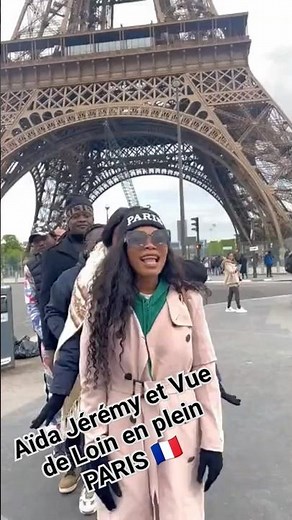 Vue de loin - Aïda et Jérémy en plein PARIS 🇫🇷 THÉÂTRE CONGOLAISE 🇨🇩