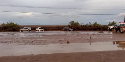 Storms knock down power lines in Yuma area, flash floods leave people stranded