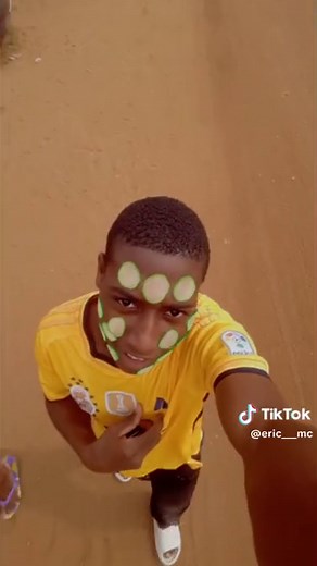 Vidéos de ERIC MC ☠️ (@eric___mc) avec son original - BigPharell_