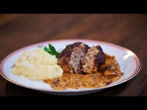 (2017! Doku) Tim Mälzer kocht - Jägerbuletten mit Pilzsoße (HD)