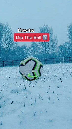 Follow my Instagram for more 🙏 #football #tutorial #learnontiktok #futbol #soccer #foryou #fyp #snow #practice #coachcain