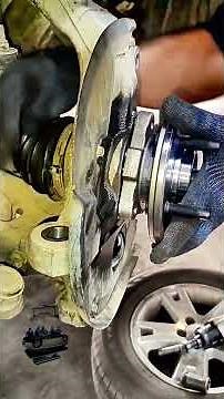 Ford Expedition Front wheel bearing noise #auto #handpumpautomationmotorfixing