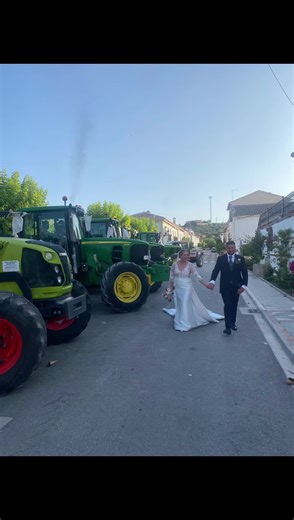 Celebra la Boda con Tractores John Deere