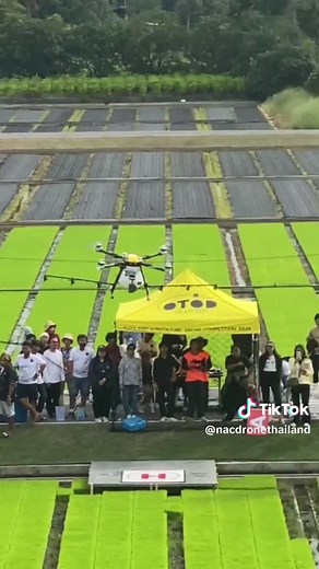 เชิญชวนพี่น้องชาวภาคกลางและผู้สนใจ ร่วมเชียร์ไปกับ การแข่งขัน ‘Thailand Agriculture Drone Competition 2024’ รอบคัดเลือกระดับภาคกลางและภาคตะวันตก เพื่อรับสิทธิ์เข้าร่วมชิงถ้วยพระราชทานฯ พร้อมชิงเงินรางวัลรวมกว่า 1 ล้านบาท 💵🏆 📌ณ นาเฮียใช้ จังหวัดสุพรรณบุรี 📅วันพุธที่ 9 ตุลาคม 2567 ------------------------------- สอบถามข้อมูลเพิ่มเติมได้ที่ ☎02-158-8888, 098-883-0754 📲โทร 092-549-3900 เคพันลำ /Line k0925493900 Link https://line.me/ti/p/@nacdrone Line @nacdrone . . . . . #nacdrone #medrone #โดร