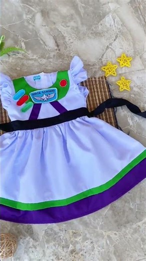 Buzz Girl Style! 🚀 Kostum Imut Bikin Si Kecil Jadi Superhero Luar Angkasa!