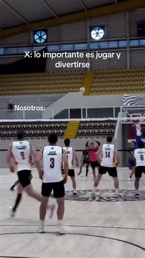 👺👺👺 (Buen rally entre nosotros contra la udg) #volleyball #voleibol #ganar #volley