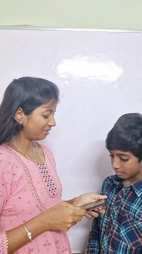 నేనెందుకు? #Anitha #Smartenglish #Anantapur #shorts_by_anitha #mythriojas #onlinespokenenglish #spokenenglish #smartenglishtutorials | Gutta Anitha MA English