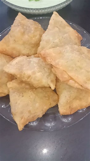 samosa recipe | aloo kay samosay Recipe | eman foods | samosa recipe halwai style | samosa |