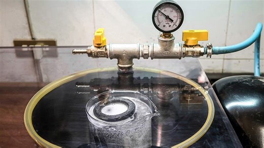 I Stabilize Wood With DIY Vacuum Pump